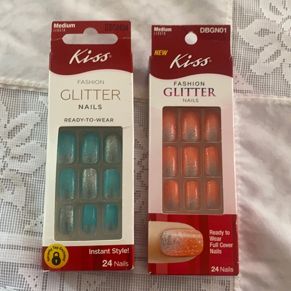 Kiss nails